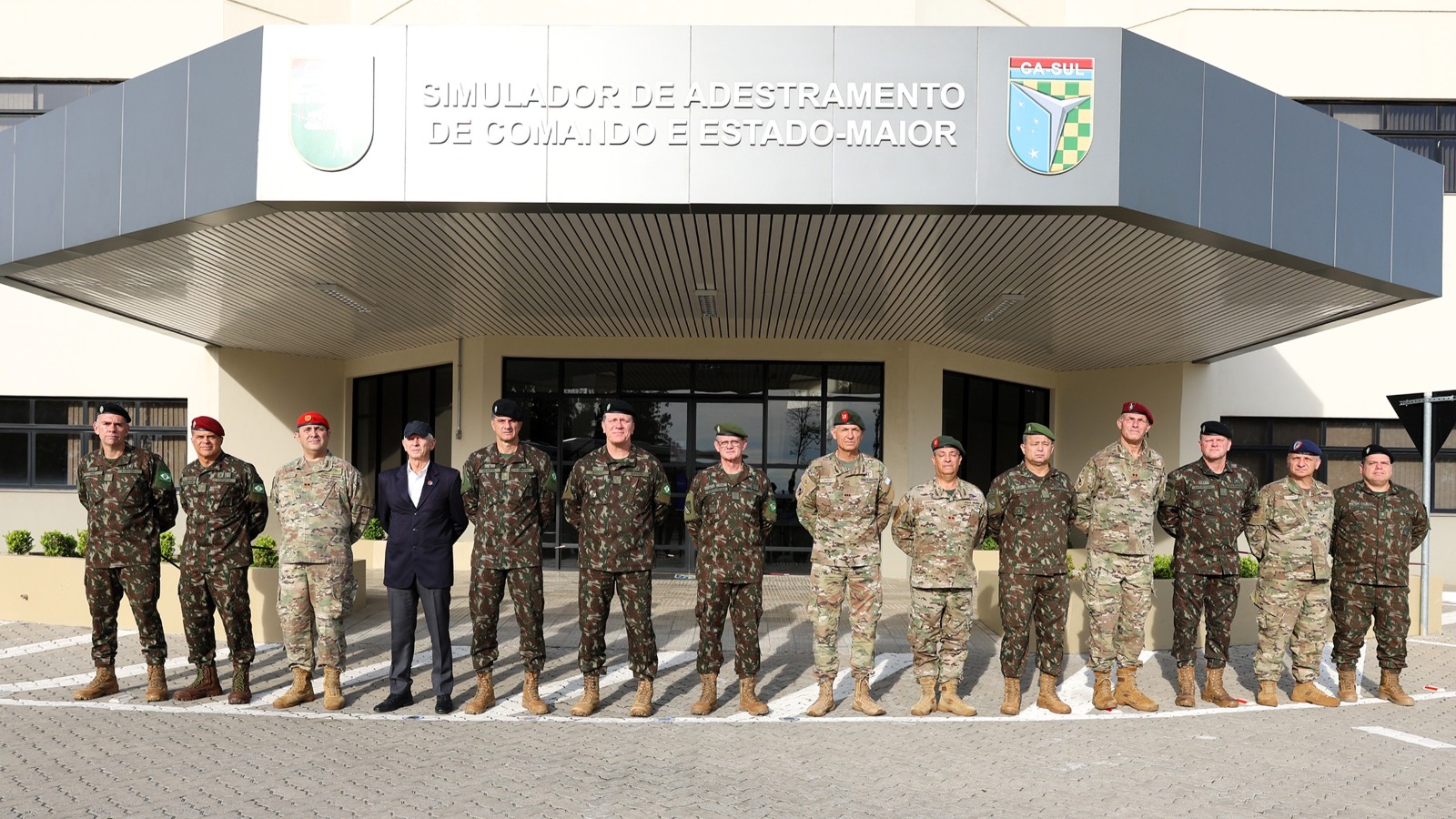 Ejercicio Arandú 2025: integración entre el Ejército Argentino y el Ejército Brasileño Ejercicio Arandú 2025: integración entre el Ejército Argentino y el Ejército Brasileño