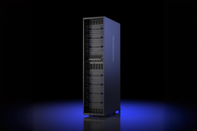 Todo el mundo está desarrollando chips que compitan con los de NVIDIA. Están en la carrera equivocada