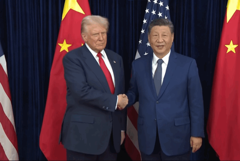 Estados Unidos y China se han reunido al fin para solucionar la guerra comercial: uno cederá en aranceles, el otro en tierras raras