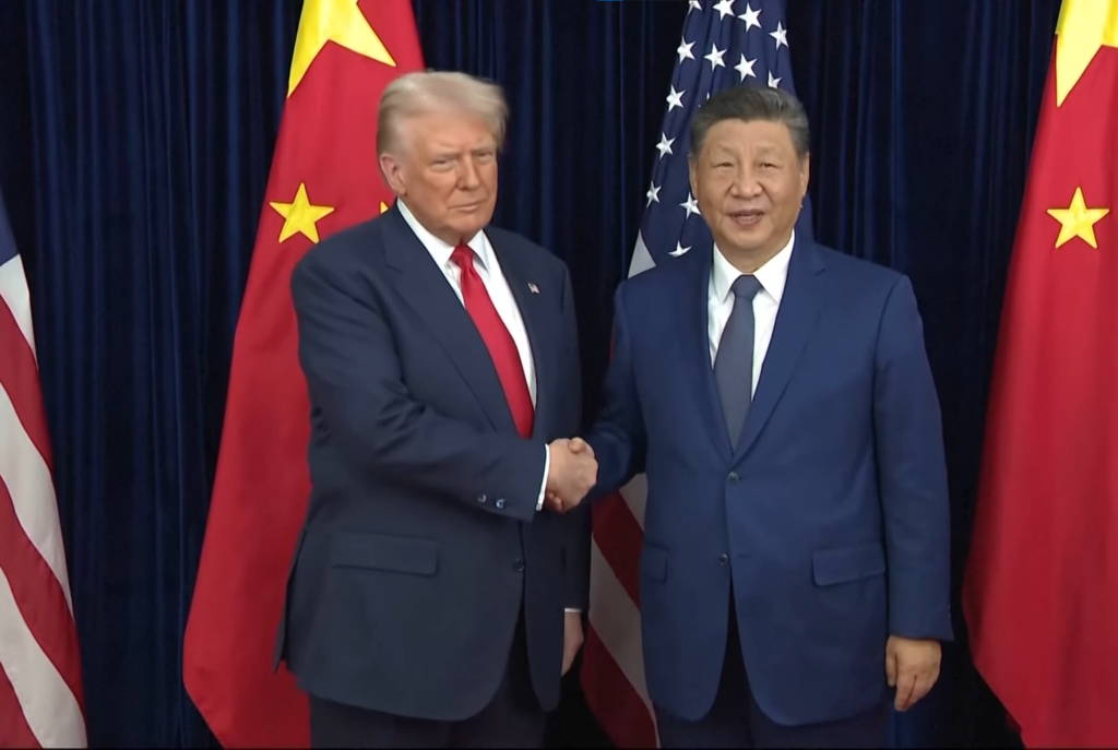 Estados Unidos y China se han reunido al fin para solucionar la guerra comercial: uno cederá en aranceles, el otro en tierras raras