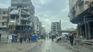 Lo primero que hizo Israel nada más aprobar el plan de alto el fuego pactado con Hamás: bombardear el sur de Gaza