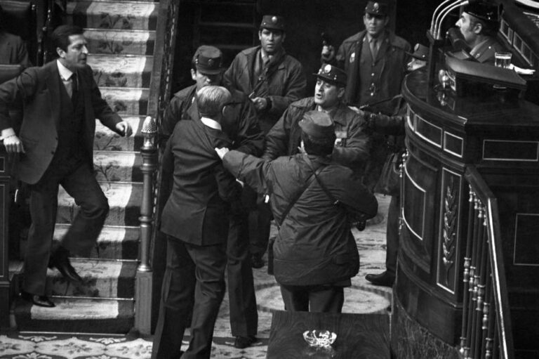 Antonio Tejero, condenado por el golpe de Estado del 23-F, en estado terminal