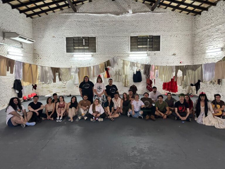 Entre Lorca y la pantalla de karanday: dos propuestas artísticas que celebran la memoria