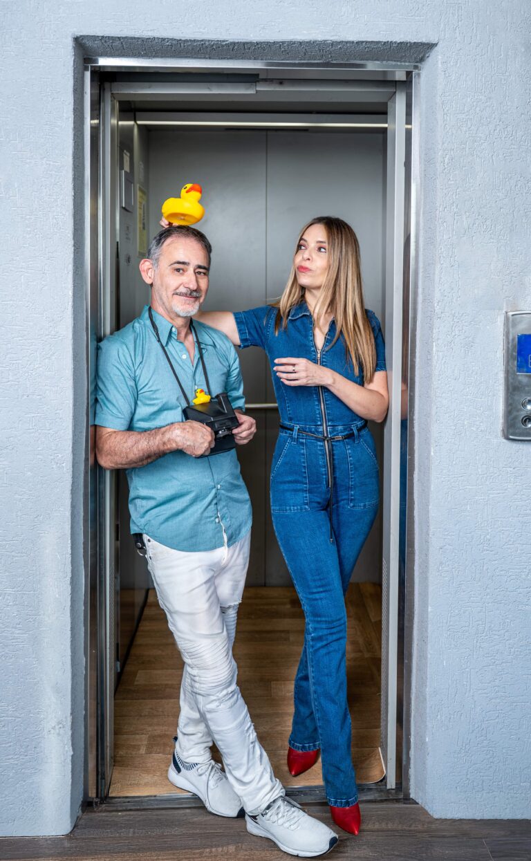 Belén Bogado y Albert Benítez, una dupla para el streaming