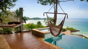 Costa Rica sigue sin recuperar turismo