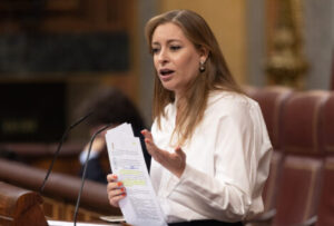 El Congreso pide auditar las pulseras para maltratadores con el voto en contra de Sánchez