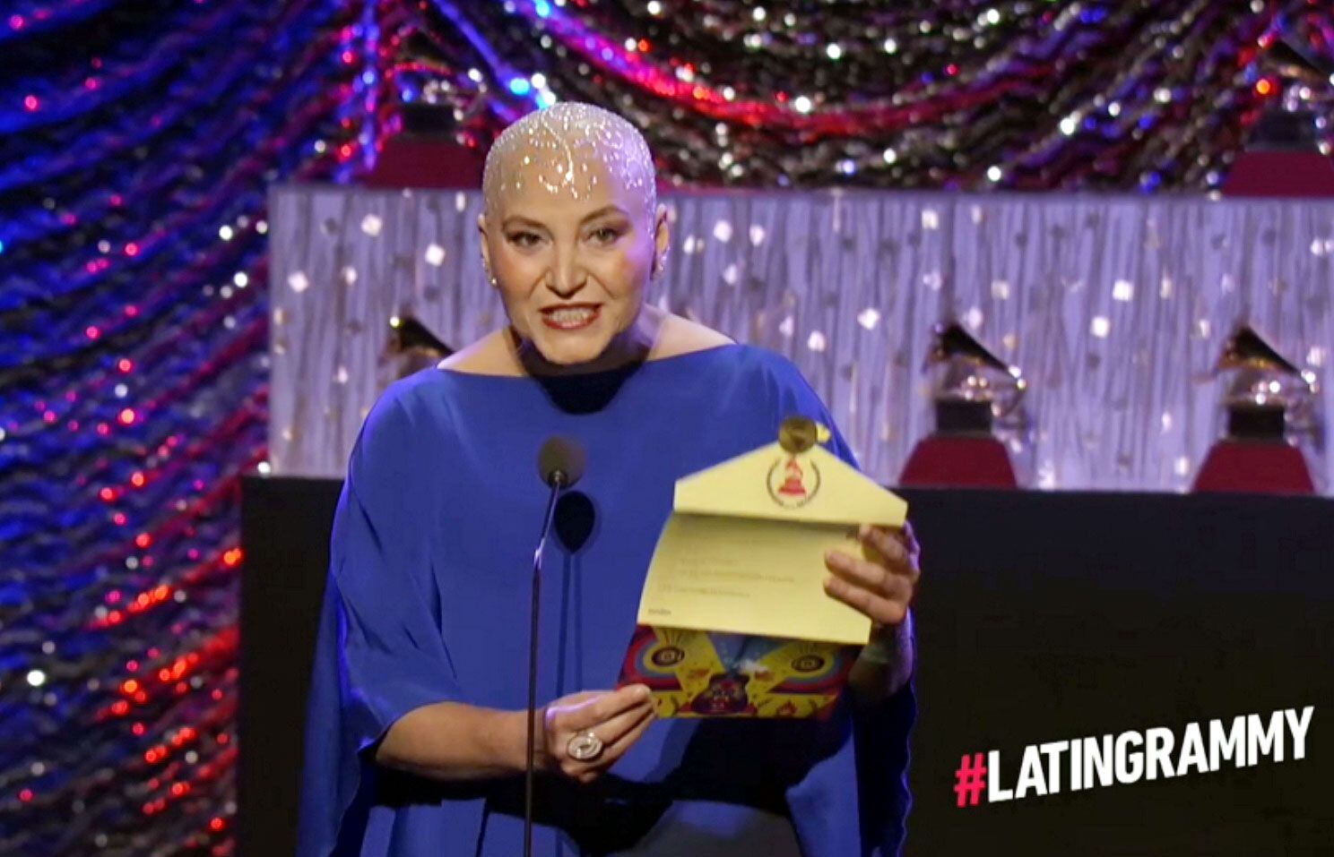 Octubre Rosa: “Mi guitarra me esperaba hasta que pudiese levantarme otra vez”, dijo Berta Rojas Octubre Rosa: “Mi guitarra me esperaba hasta que pudiese levantarme otra vez”, dijo Berta Rojas