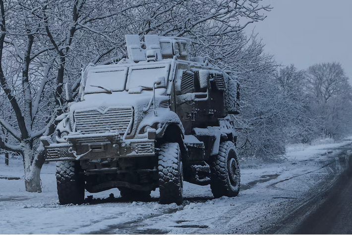 Bajas temperaturas, lluvias y nevadas /El clima extremo redefine la dinámica militar en Ucrania