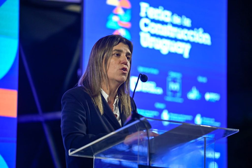 Gobierno prioriza /Emergencia habitacional y la industria como motor económico Gobierno prioriza /Emergencia habitacional y la industria como motor económico