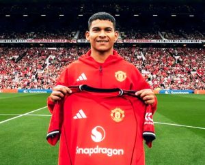 Diego León marca primer gol con la camiseta del Manchester United