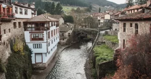 El Parador que está en Cantabria: 40 euros la noche y un lugar histórico donde veraneaba Alfonso XIII