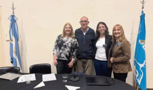 Ecosistemas híbridos y liderazgo transformacional en tiempos de inteligencia artificial