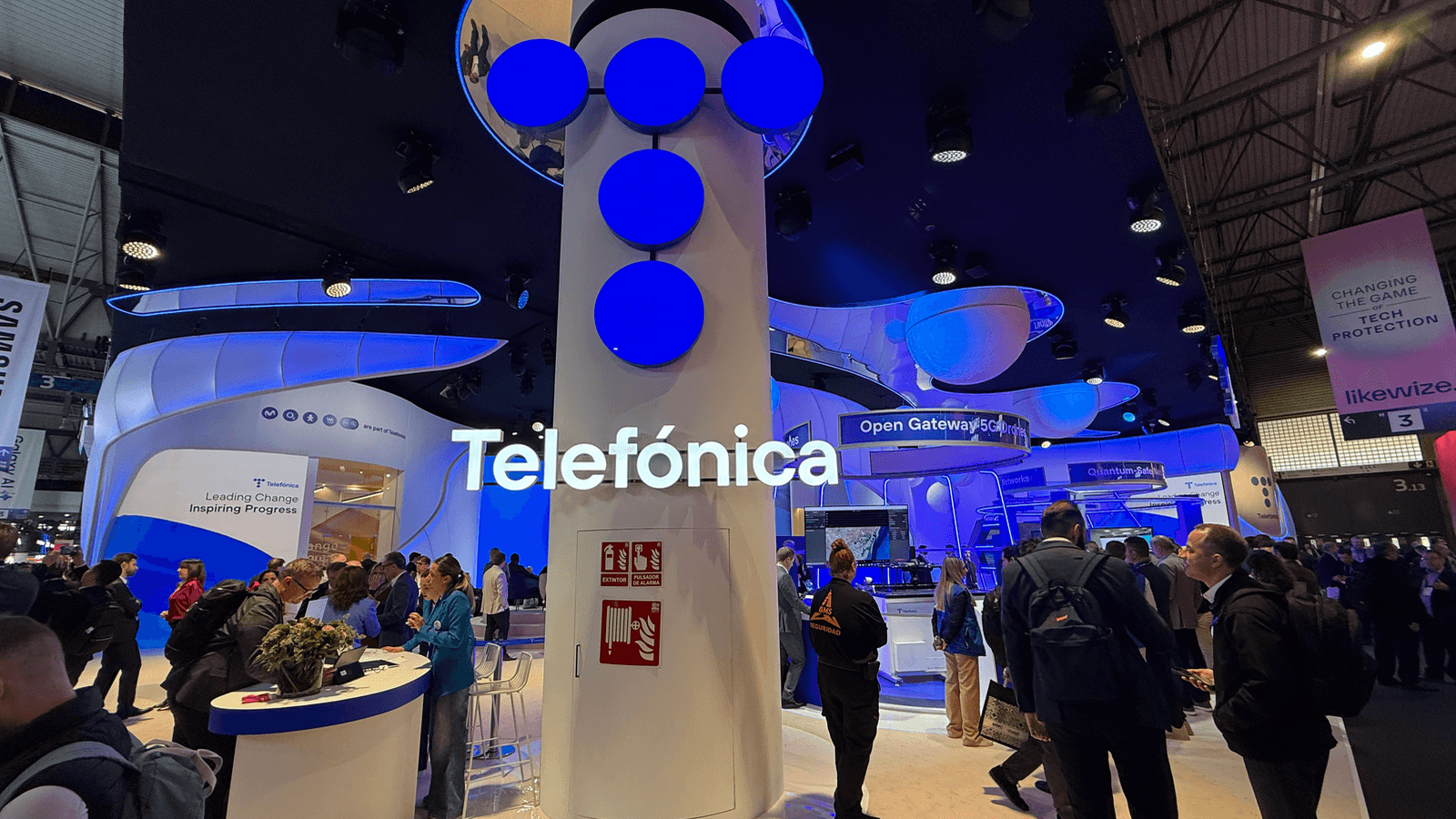 Telefónica podría recaudar hasta 14.000 millones de euros para una de las mayores operaciones de su historia: Vodafone