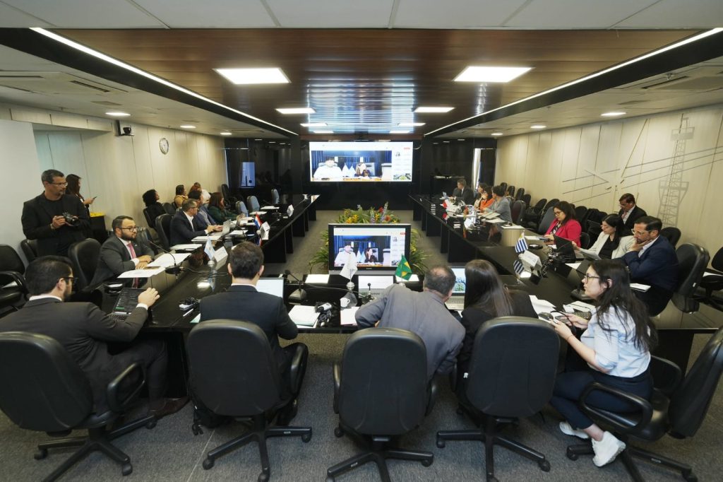 DELEGACIÓN PARAGUAYA OBTUVO RESPALDO DE TÉCNICOS DEL MERCOSUR PARA IMPLEMENTACIÓN DE LA SECRETARÍA TÉCNICA DEL CAMINO DE LOS JESUÍTAS DELEGACIÓN PARAGUAYA OBTUVO RESPALDO DE TÉCNICOS DEL MERCOSUR PARA IMPLEMENTACIÓN DE LA SECRETARÍA TÉCNICA DEL CAMINO DE LOS JESUÍTAS