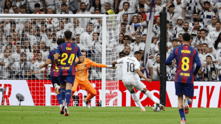 El Clásico se le atraganta a DAZN y sus redes sociales se llenan de críticas