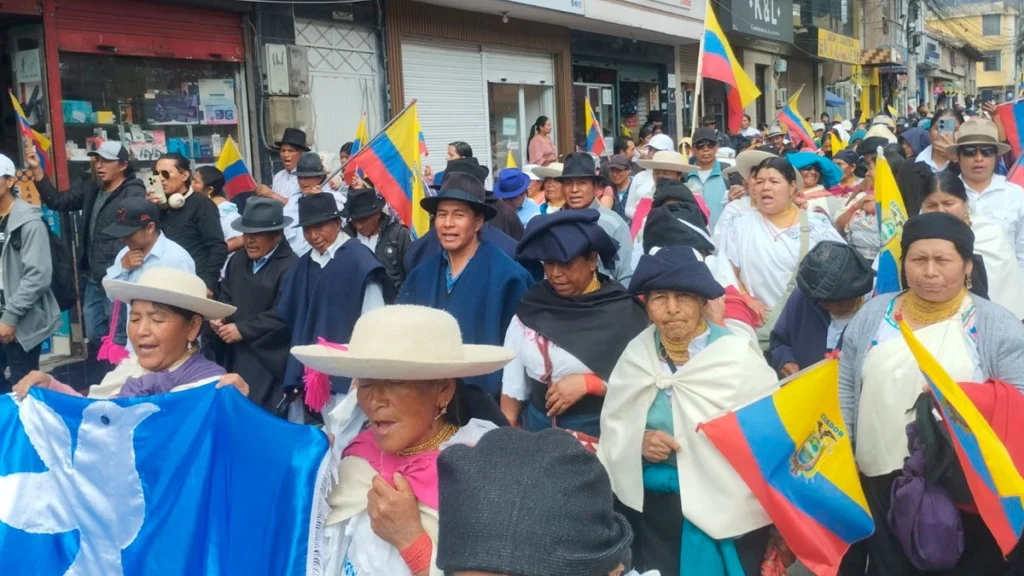 Ecuador: gran marcha por la dignidad recorre Cotacachi en defensa de la memoria y la justicia Ecuador: gran marcha por la dignidad recorre Cotacachi en defensa de la memoria y la justicia