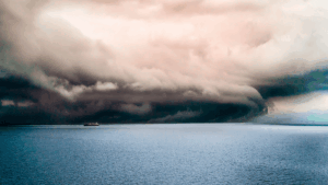 ¿Puede llegar un huracán a España? La AEMET explica que cada vez hay más