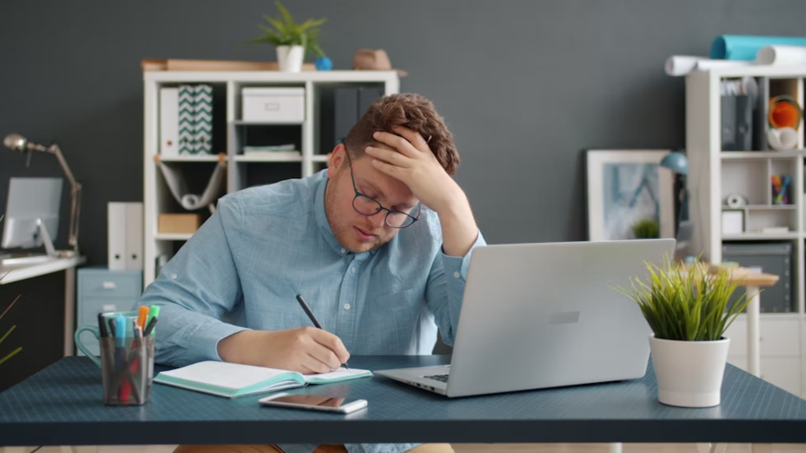 Tu jefe no podrá ignorar tus horas extra: así te beneficia el cambio de tu jornada laboral en 2026 Tu jefe no podrá ignorar tus horas extra: así te beneficia el cambio de tu jornada laboral en 2026