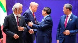 Del salvataje argentino al salvataje de sus propios “farmers”: El secretario Scott Bessent anunció un preacuerdo con China que podría destrabar las exportaciones de soja estadounidense a ese país