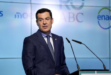 Moreno anuncia una reforma del Servicio Andaluz de Salud tras los fallos en los cribados