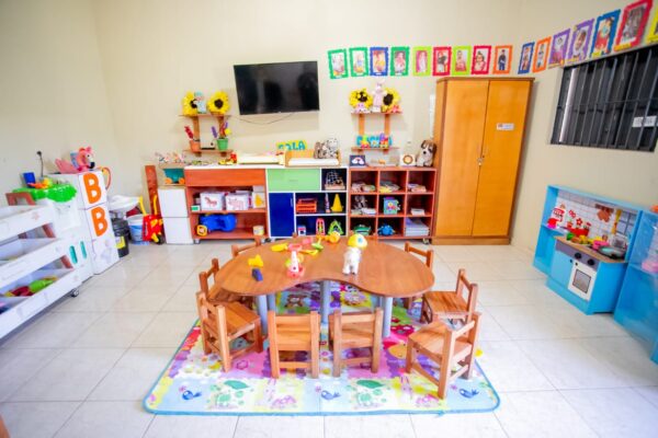 Impulsan mejoras para mujeres privadas de libertad y sus hijos en el penal Serafina Dávalos