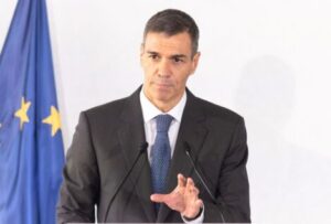 Ayuso rechaza hacer el registro de médicos objetores: «Váyanse a otro lado a abortar»