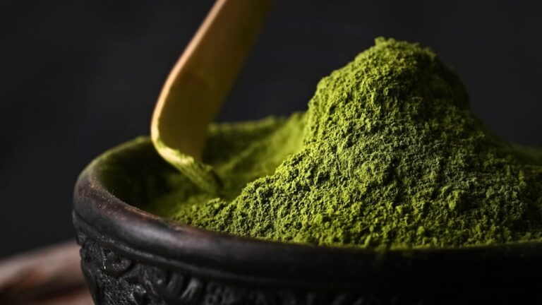 Té matcha: cómo hacerlo, usos en la cocina y la receta de Matcha Latte casero