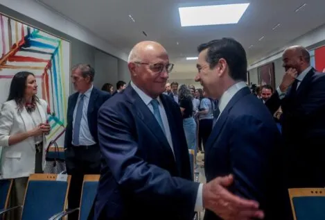 BBVA y Sabadell se denuncian mutuamente ante la CNMV por presuntas malas prácticas