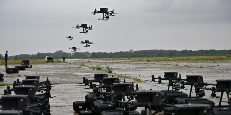 La fase desquiciada en Ucrania ya no son drones lanzando drones para atacar a otros drones: una mente ahora lo controla todo