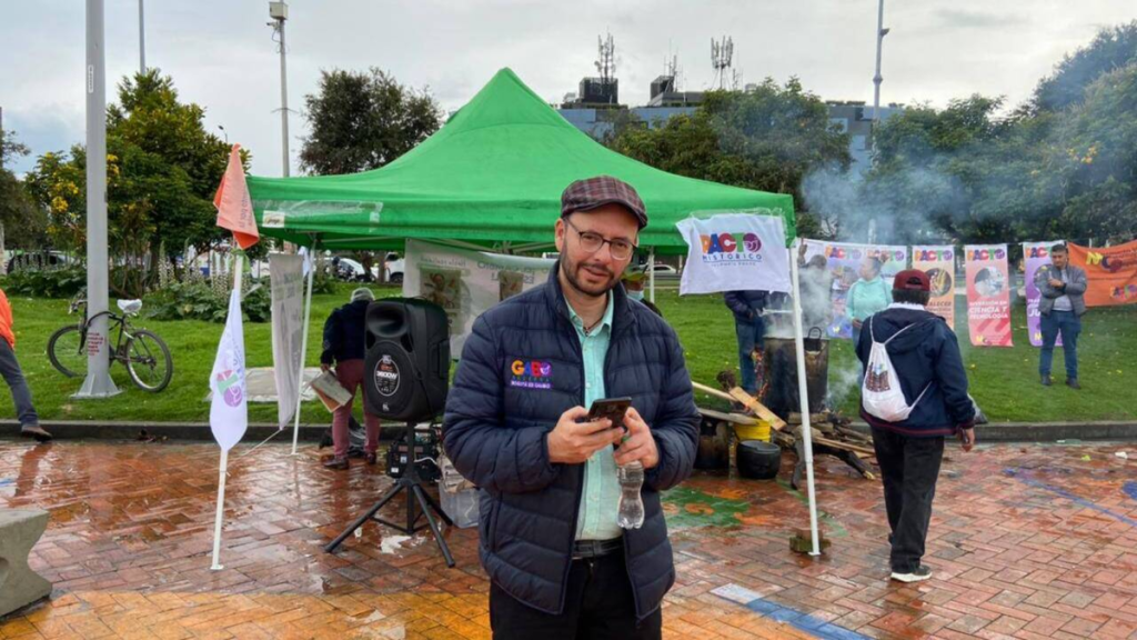 Colombia | Gabriel Becerra se alió con partidos cuestionados para frenar a Fuerza Ciudadana en el Magdalena y ahora los denuncia por sancionar la campaña de Petro.