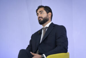 Alvise no se presenta en Extremadura y deja vía libre a PP y Vox para el 21-D