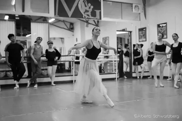 «El ballet encantado de Barbie»: Estreno de Mariela Gonzales