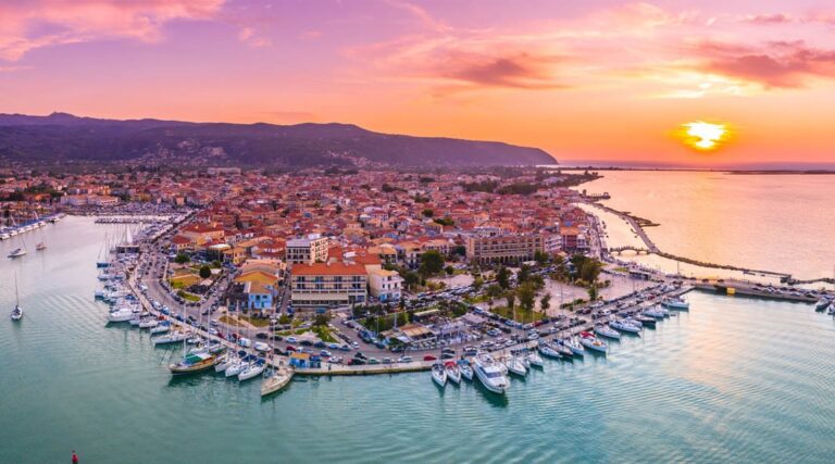 Grecia atrae al 11% de los turistas insulares del mundo