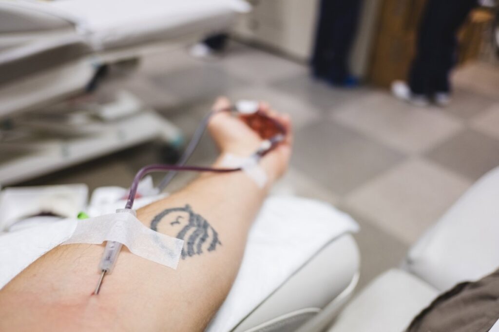 La regla de los 4 meses sobre la donación de sangre: ¿te afecta y por qué casi nadie la conoce?