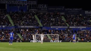 La CNMC quiere que LaLiga tenga otro modelo para vender los derechos de fútbol a partir de 2027