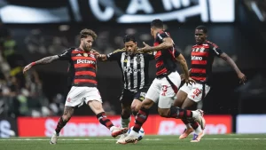 Flamengo empata con Atlético-MG, se beneficia de la derrota del Palmeiras y está a un paso del título