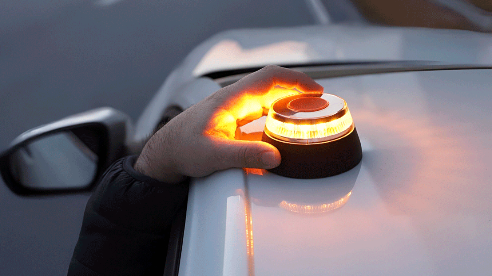 ¿Cuánto dura realmente la batería de una baliza V16 cuando la enciendes?