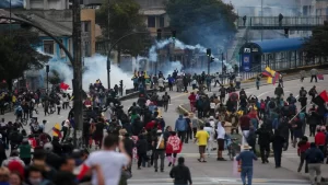 Paro nacional en Ecuador dejó al menos tres fallecidos y más de 470 heridos