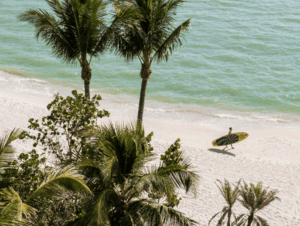 Naples Beach Club, A Four Seasons Resort, abre sus puertas