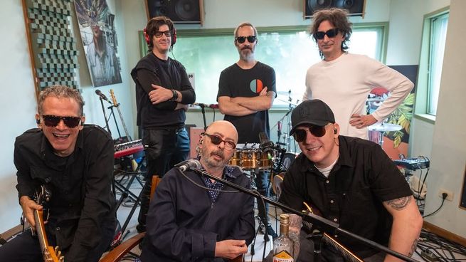 El Indio Solari de regreso: volvió a grabar con los Fundamentalistas del Aire Acondicionado