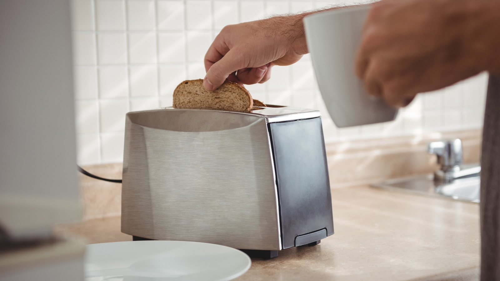 Este es el electrodoméstico que debes desenchufar después de usarlo para evitar incendios