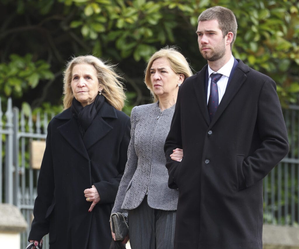 Cristina ya conoce a Sophia, la novia de su hijo Juan: la infanta aprovechó su ‘cita’ con Carlos III