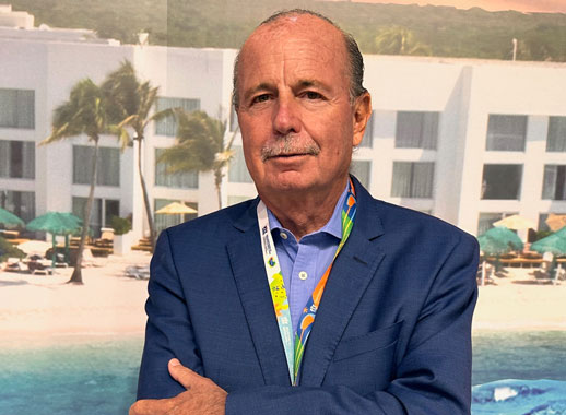 Hoteleros critican a Sheinbaum por romper la diplomacia con Perú