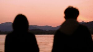 ¿Cómo deberíamos definir la masculinidad y la feminidad bíblica?