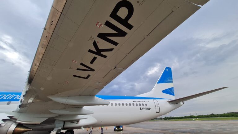 Fotos: Aerolíneas suma un nuevo Boeing 737 Max cero kilómetro