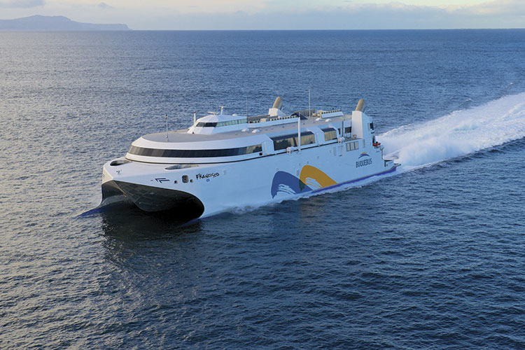 Buquebús deberá pagar una millonaria indemnización por demora