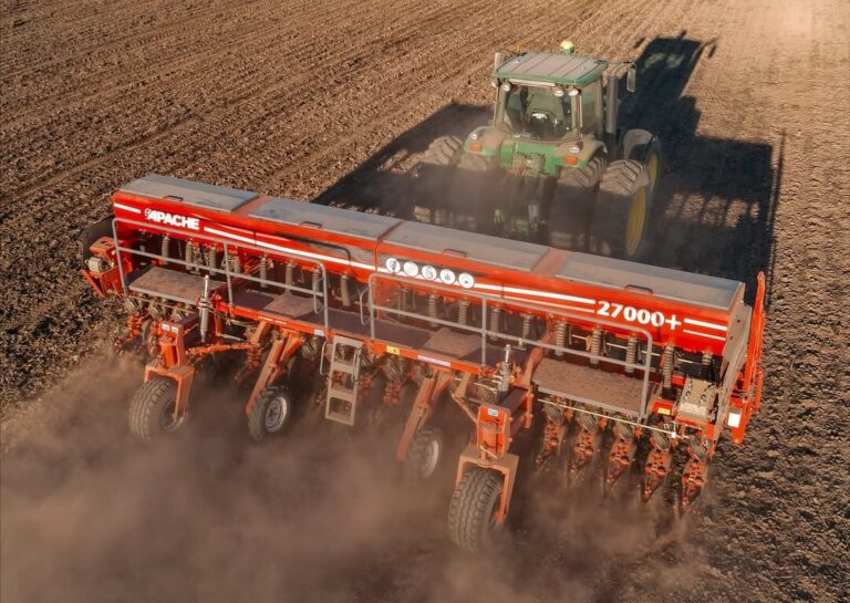 Si algo que dejó claro la reciente Agritechnica, es que la siembra directa avanza en el mundo: El experto en maquinaria y mercados Fernando Porcel lo explicó bien clarito desde Alemania