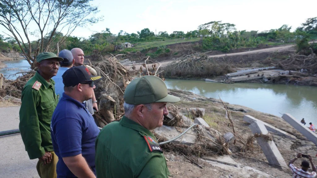 Solidaridad venezolana: brigada continúa apoyando reconstrucción en Cuba tras huracán Solidaridad venezolana: brigada continúa apoyando reconstrucción en Cuba tras huracán