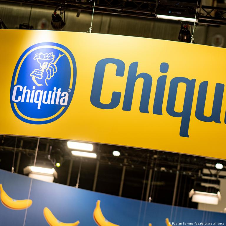 Colombia | Un siglo después, el banano vuelve a mancharse: Colombia denuncia abusos y violencia ligados a Chiquita Brands