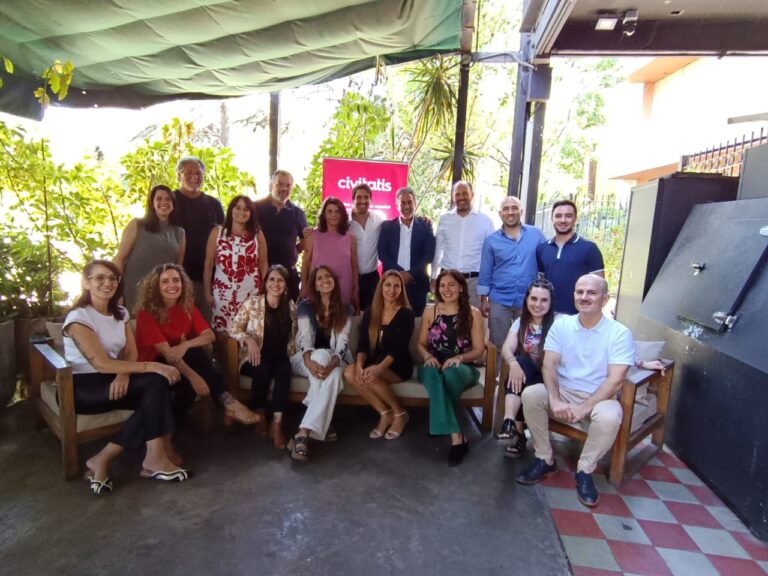 Agencias-de-Viajes-y-equipo-de-Civitatis